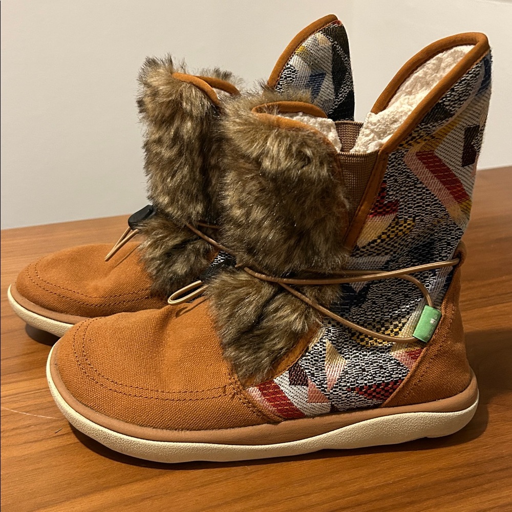 Sanuk Cozy Faux Fur Lined Boots with Patterned Design